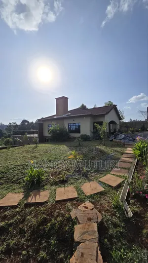 5bdrm Maisonette in Ngecha for rent