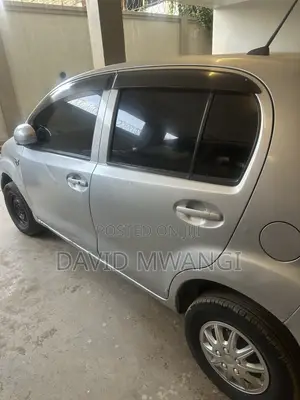 Toyota Passo 2014 Silver
