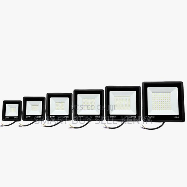 Long-Lasting Premium 200W,100W,50W,30W AC Electric LED Flood Light