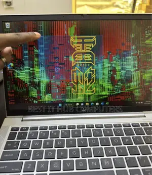 Laptop HP EliteBook 830 G8 16GB Intel Core i7 SSD 512GB
