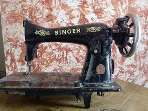 Singer Manual Sewing Machine With Original Stand – Working Condition