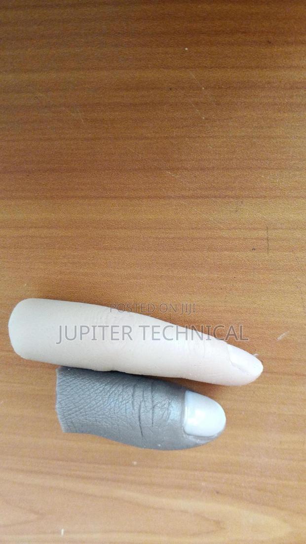 Artificial Leg - thumbnail 3