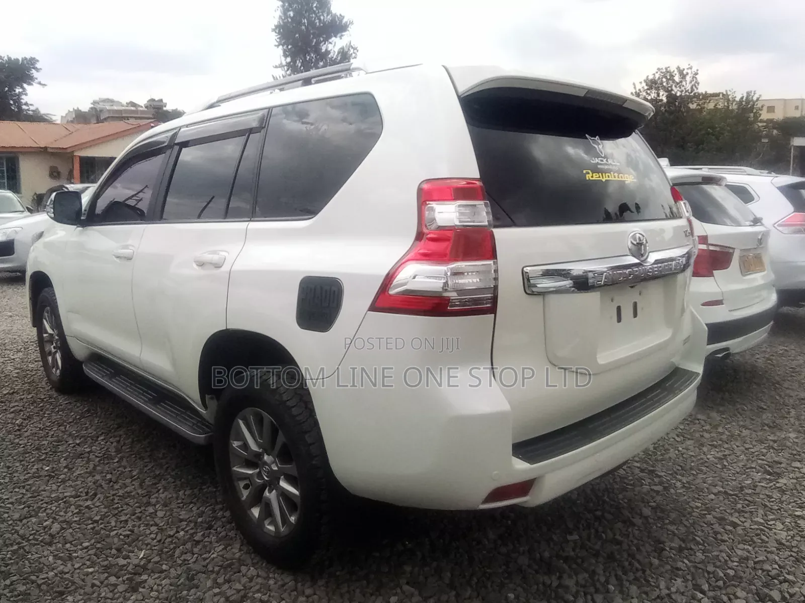 Toyota Land Cruiser Prado 2016 White