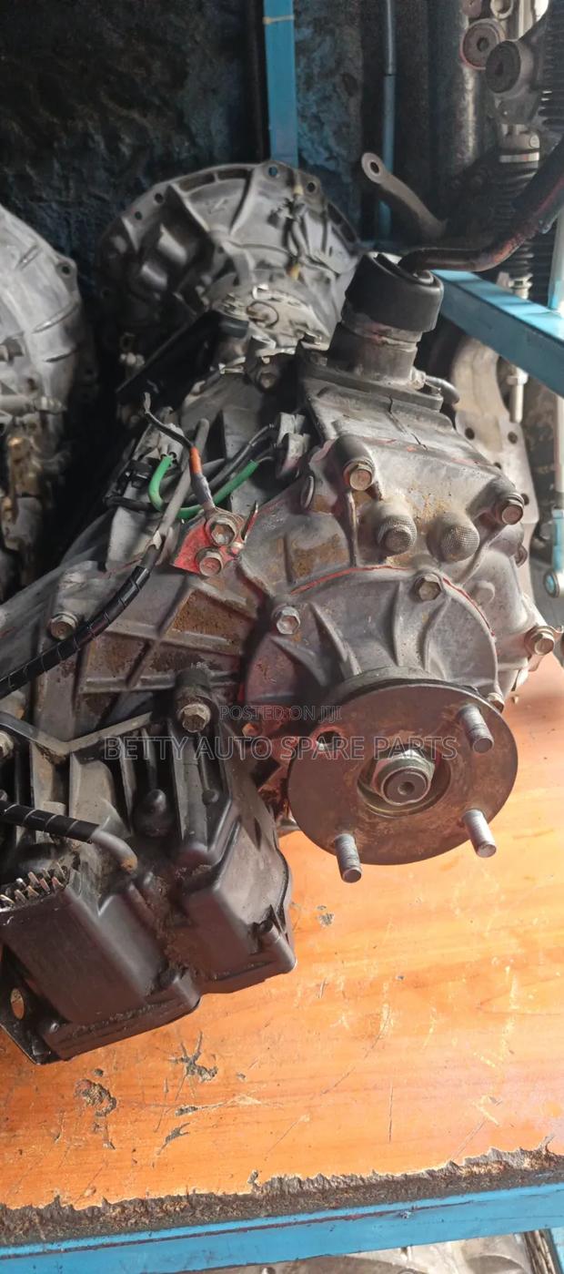 Toyota Vigo 1gr Gearbox 4wd - thumbnail 3