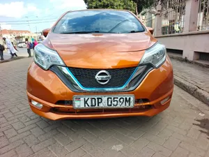 Nissan Note 2016 Orange