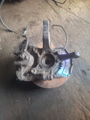 Nissan Note E12 Front Hub