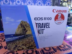 Canon R100 Travel Kit Camera