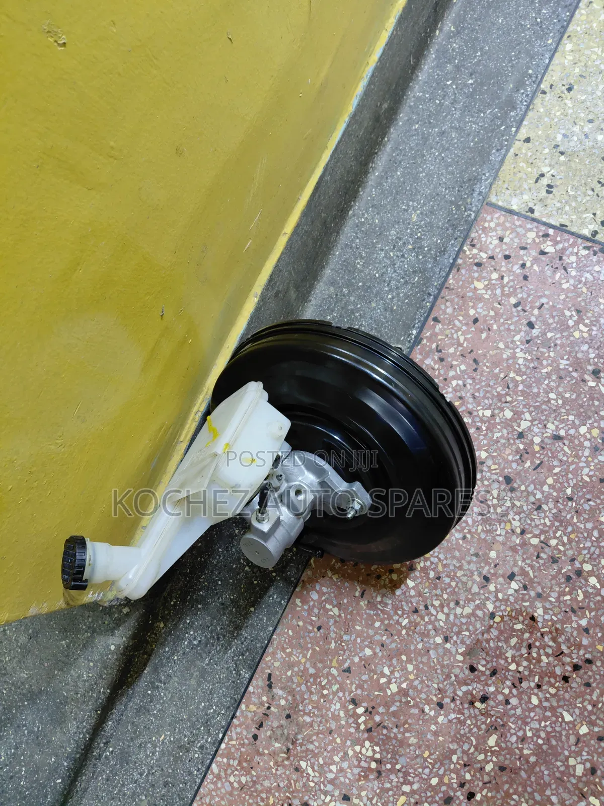 Nissan Juke Brake Booster and Master Cylinder