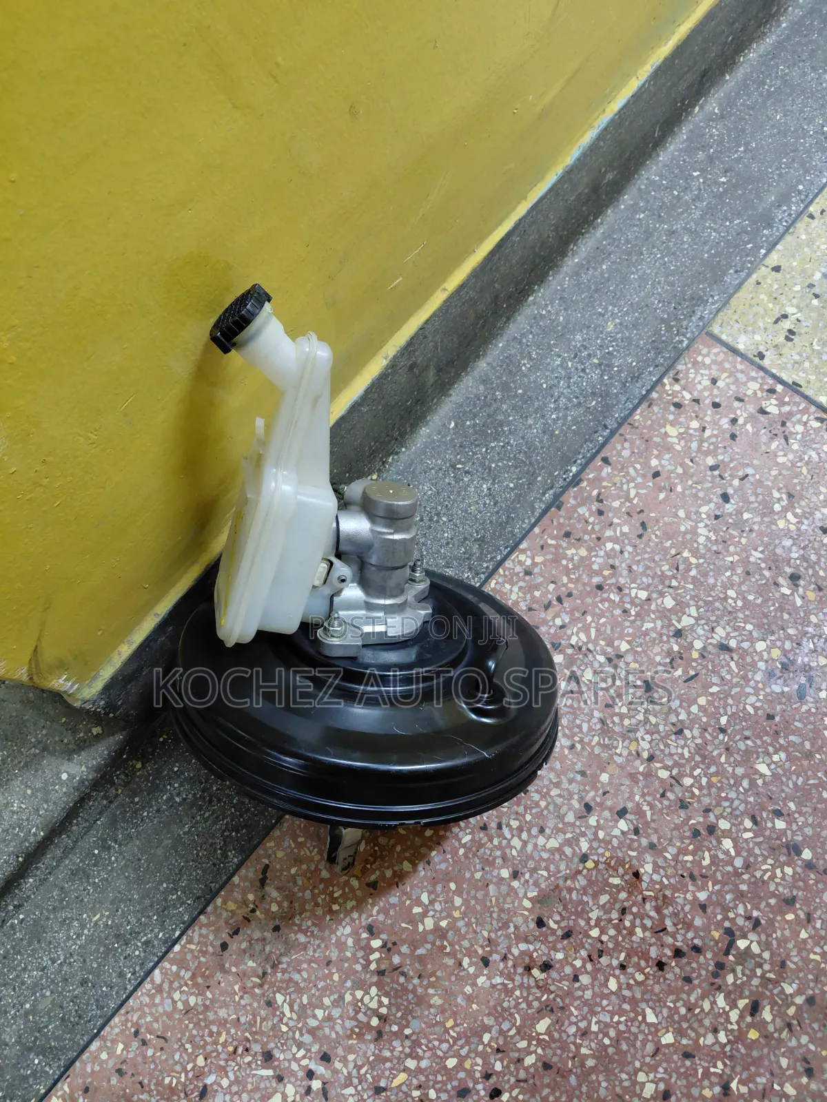 Nissan Juke Brake Booster and Master Cylinder