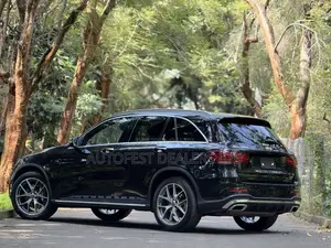Mercedes-Benz GLC-Class 2019 Black
