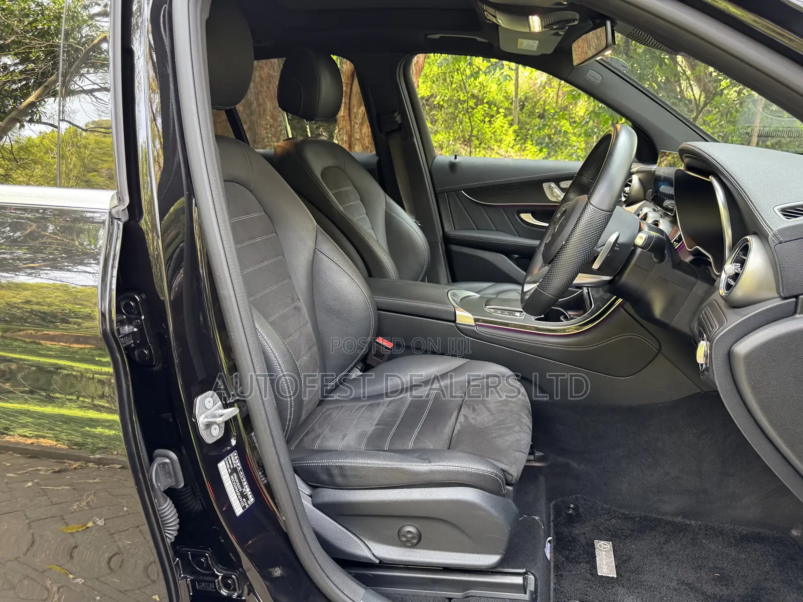 Mercedes-Benz GLC-Class 2019 Black