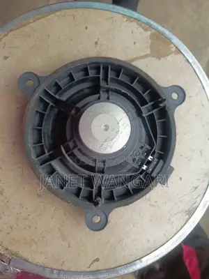 Universal Mazda Speakers