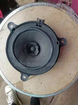 Universal Mazda Speakers