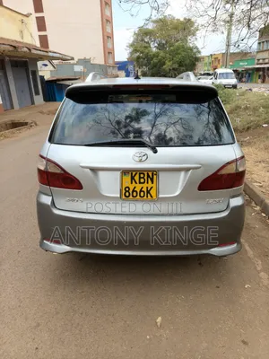 Toyota Ipsum 2003 Silver