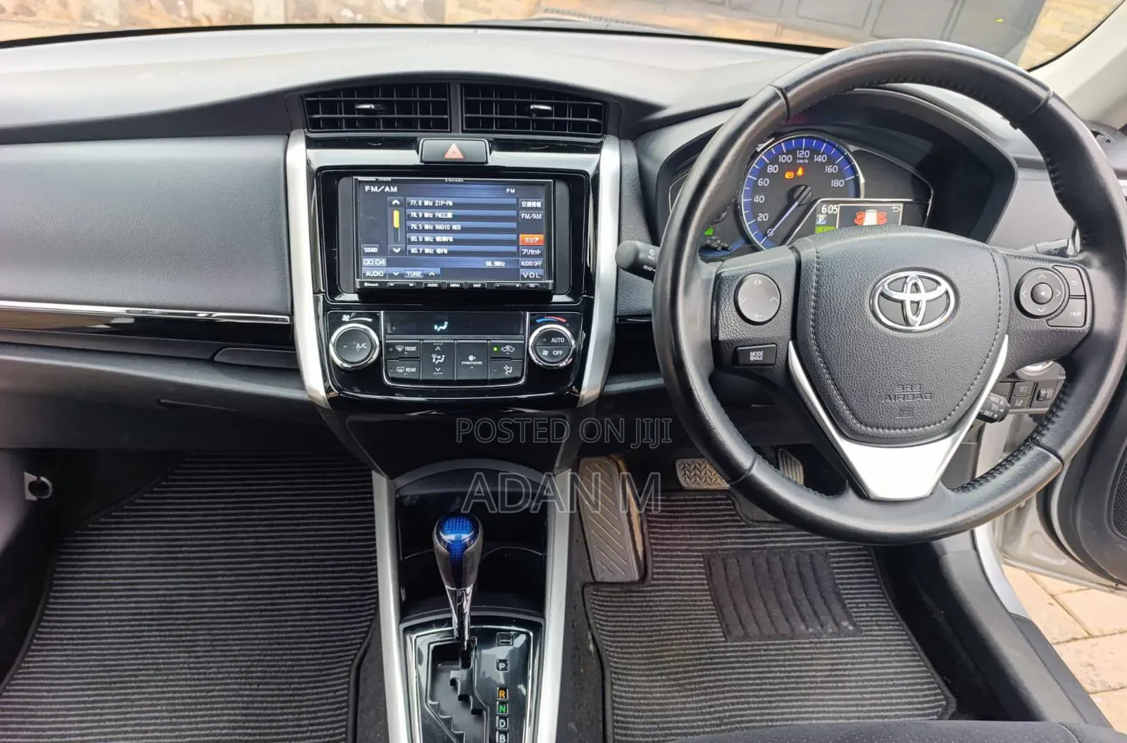 Toyota Corolla Fielder 2019 Silver
