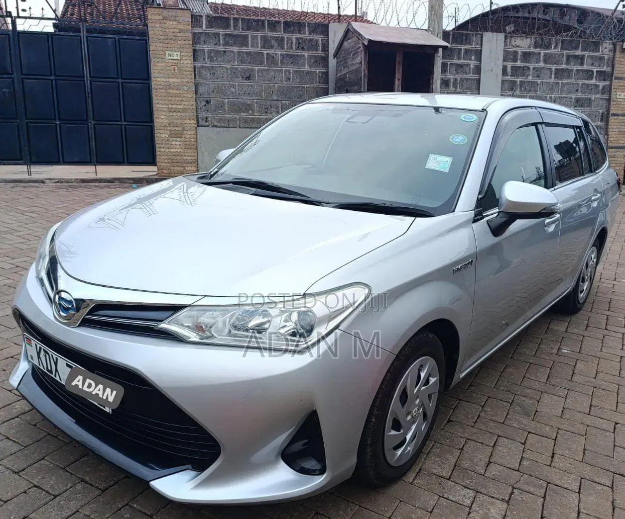 Toyota Corolla Fielder 2019 Silver
