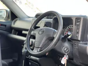 Toyota Probox 1.5 DX 2WD 2021 Silver