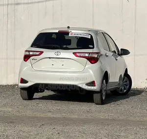 Toyota Vitz 1.0 FWD 5dr 2020 White