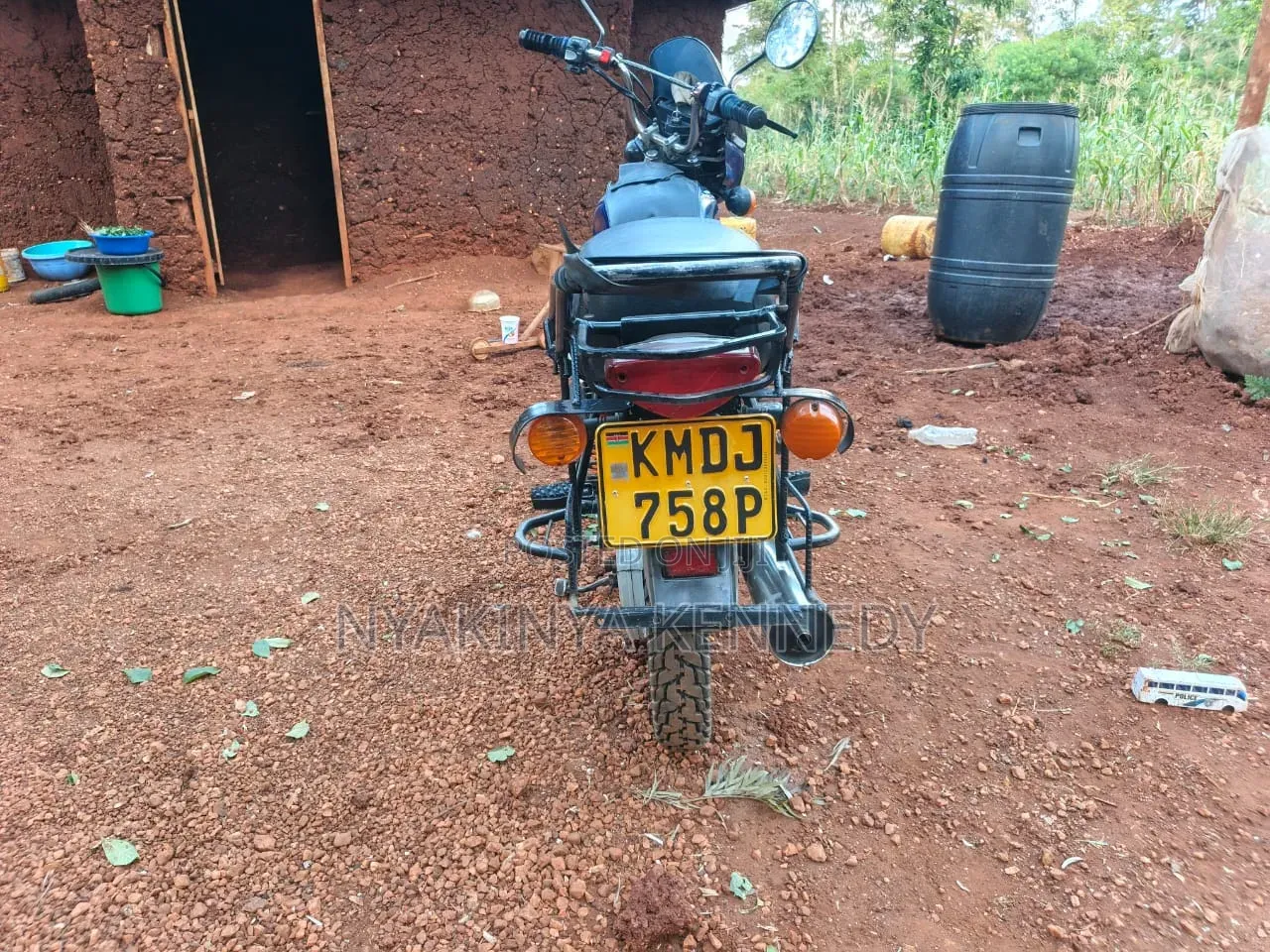 Bajaj Boxer 100 2016 Blue