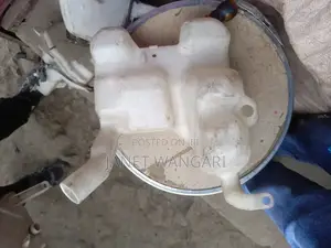 Washerbottle Honda Insight