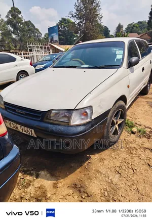 Toyota Caldina E 1998 White
