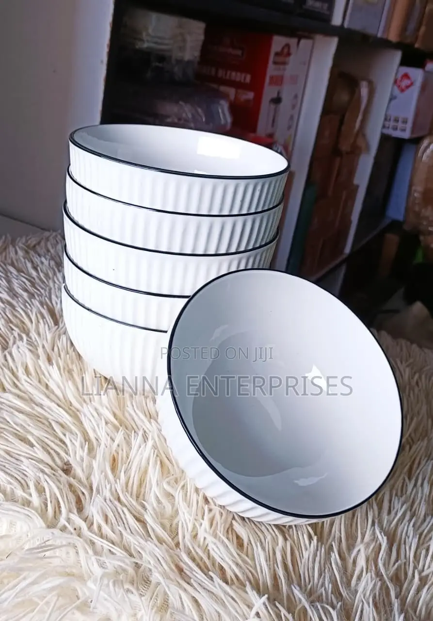Black Rimmed Bowls