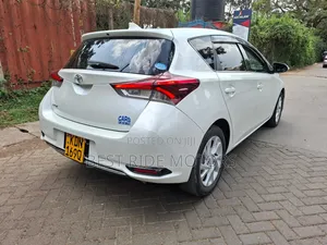 Toyota Auris 2017 White
