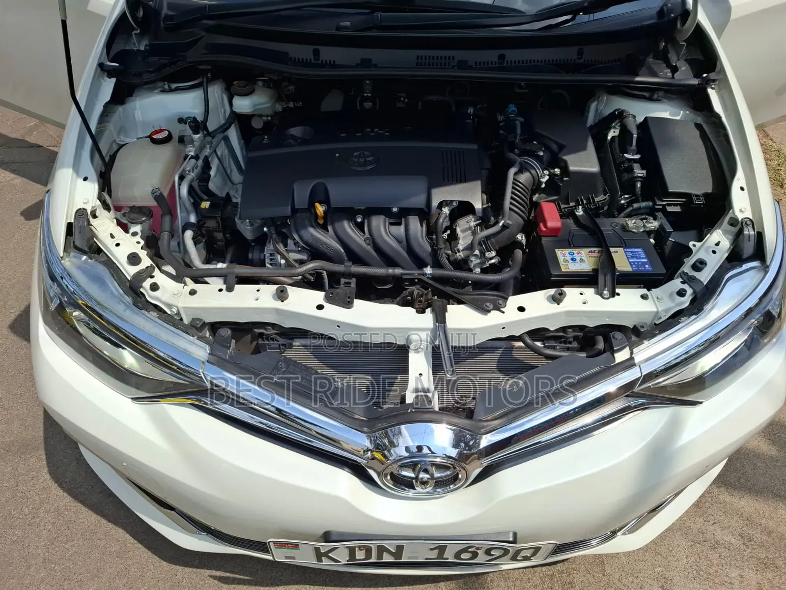Toyota Auris 2017 White