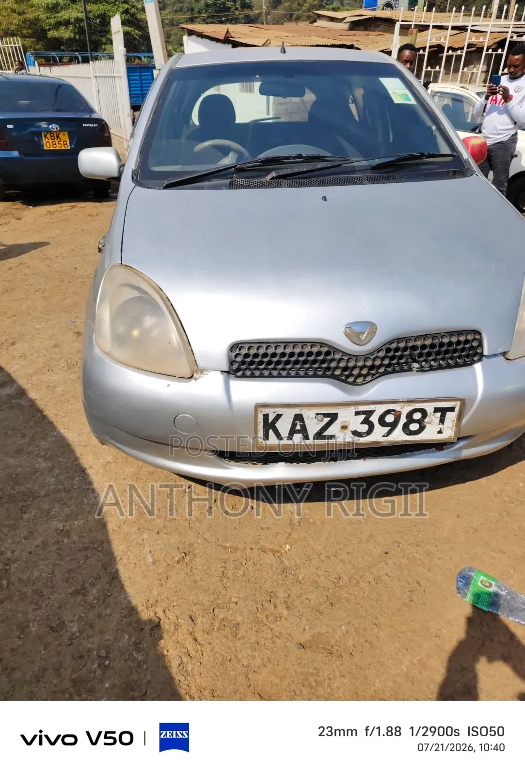 Toyota Vitz 1.0 FWD 5dr 1999 Silver
