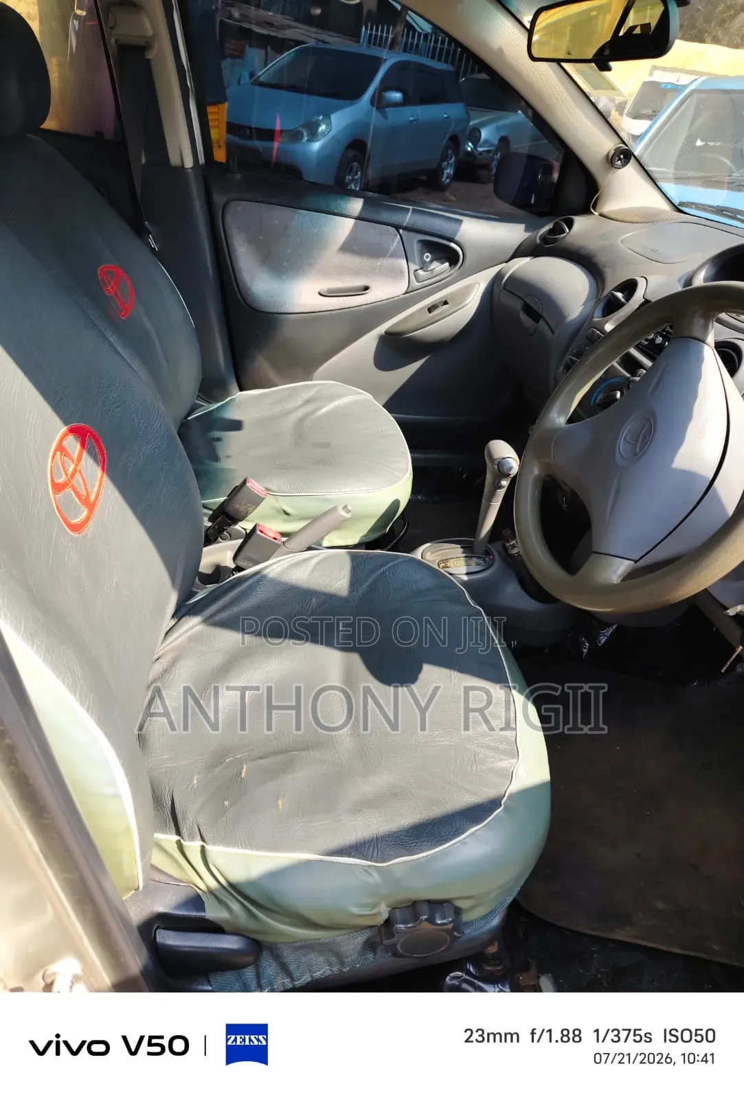 Toyota Vitz 1.0 FWD 5dr 1999 Silver