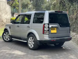 Land Rover Discovery 2015 Silver