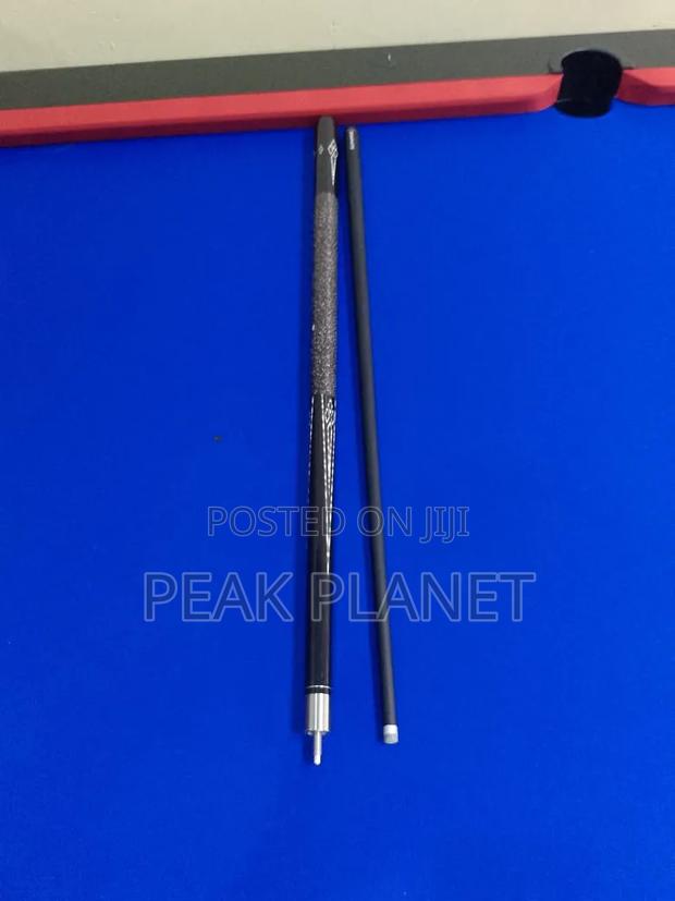Professional Wooden Core Graphite Cue