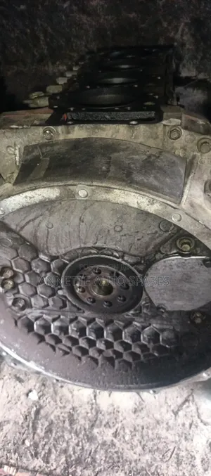 4HF1 Half Engine Isuzu 4.3