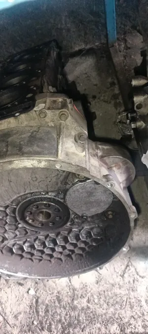 4HF1 Half Engine Isuzu 4.3