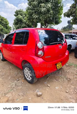 Toyota Passo 1.0 FWD 2013 Red