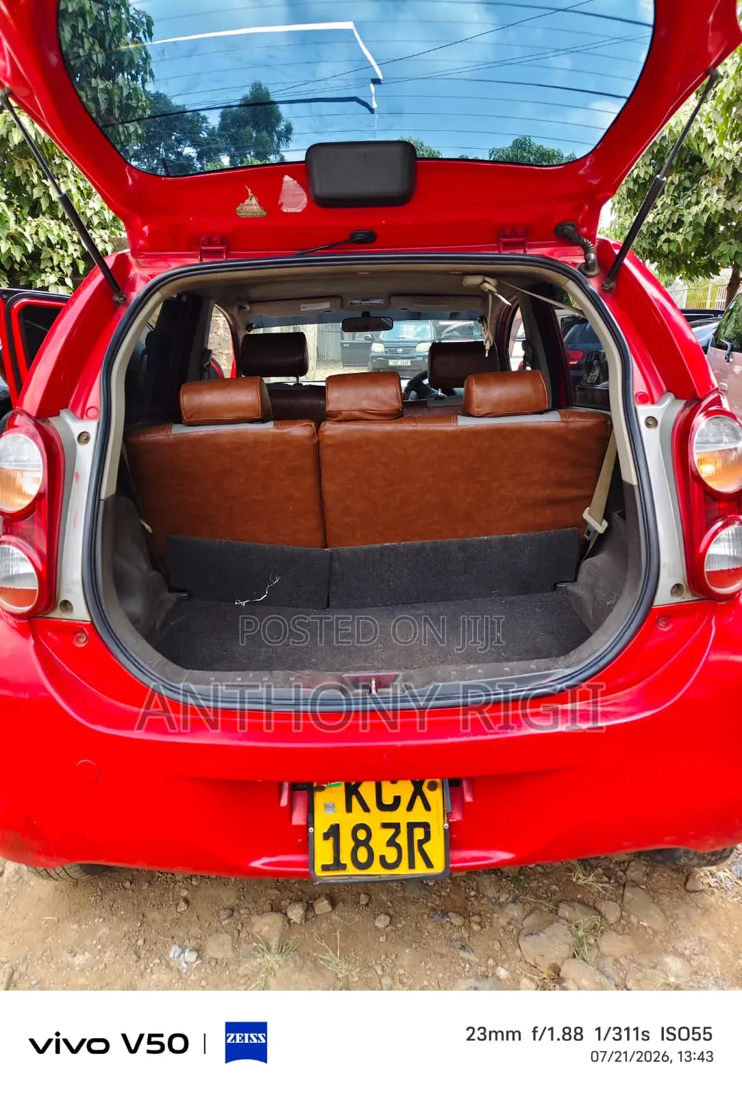 Toyota Passo 1.0 FWD 2013 Red