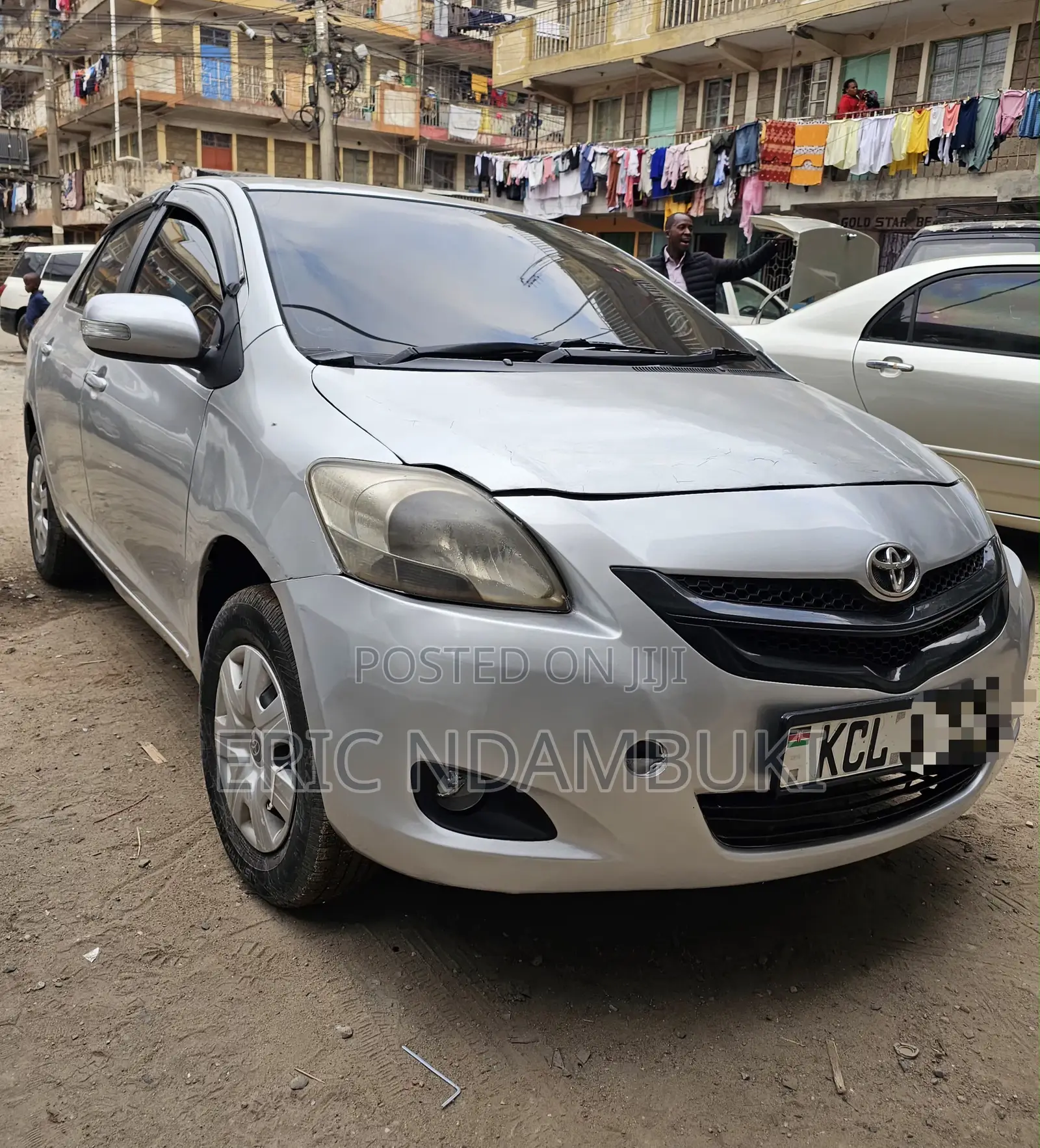 Toyota Belta 2010 Silver