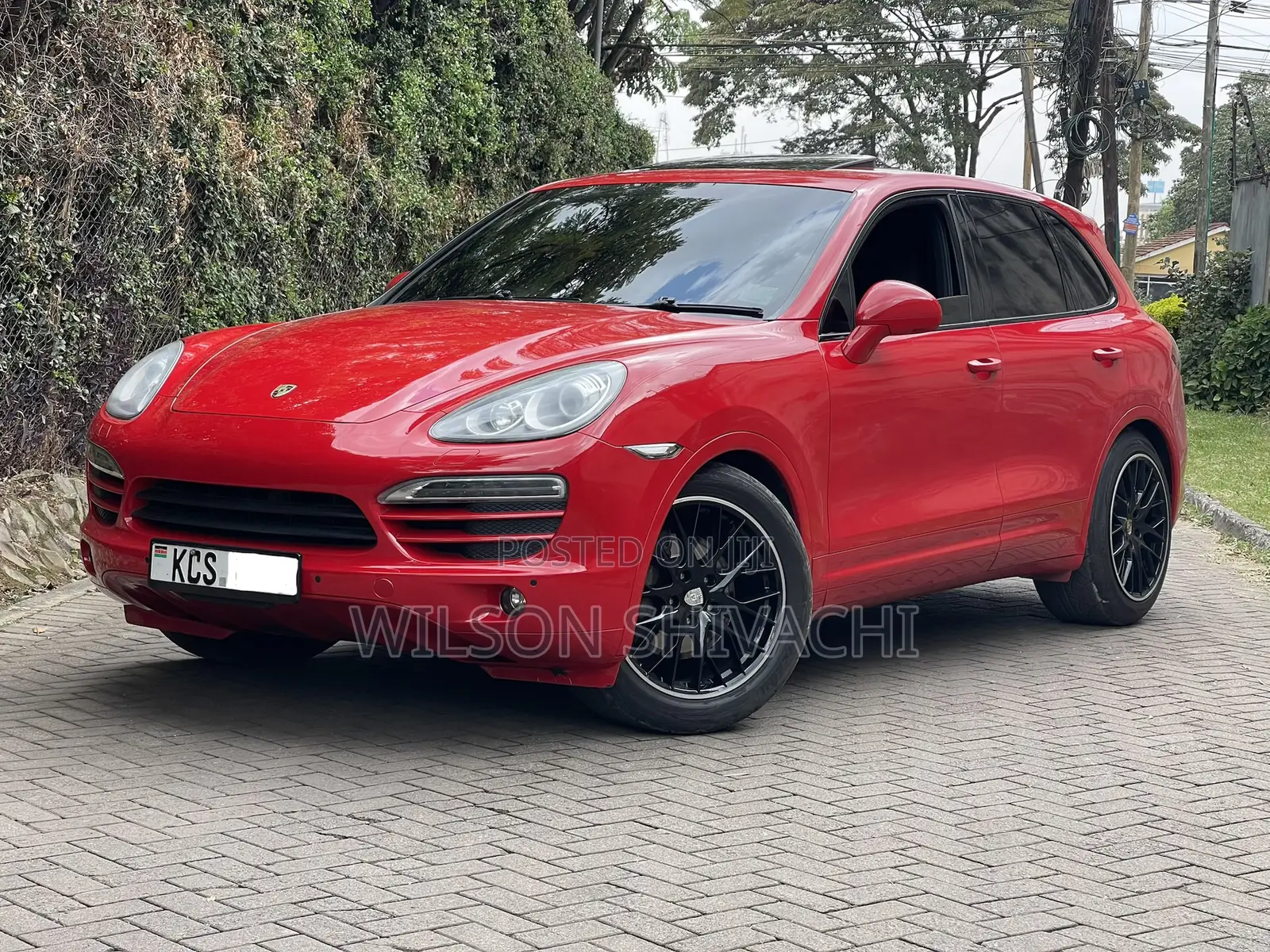 Porsche Cayenne 2011 Red