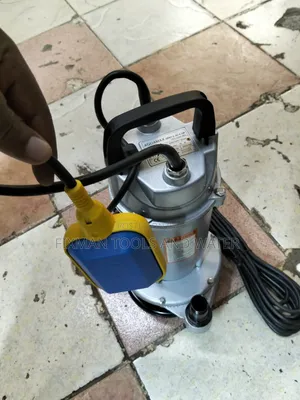 Agri-Farming Aquamax Italy Submersible Pump 1 HP 35M Head 115 L/ Min