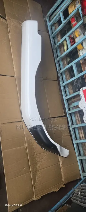 Mitsubishi Fuso Mahewa Door Fender Assy