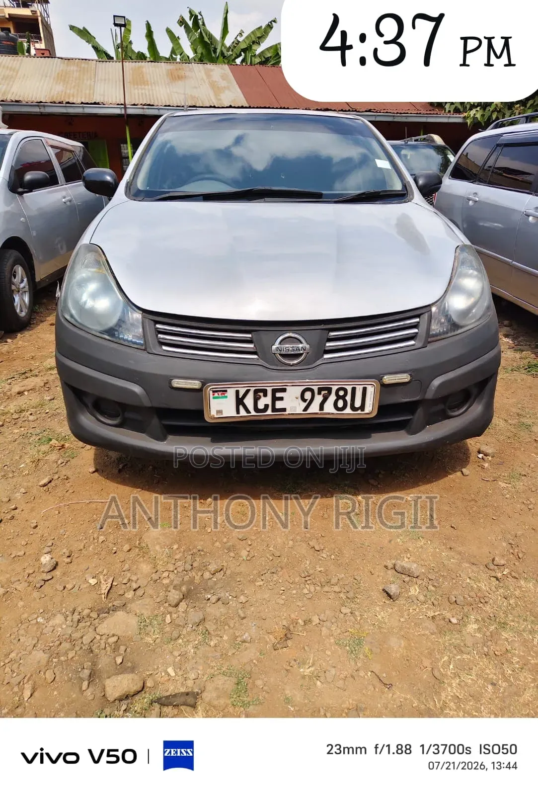 Nissan Advan 2010 Silver
