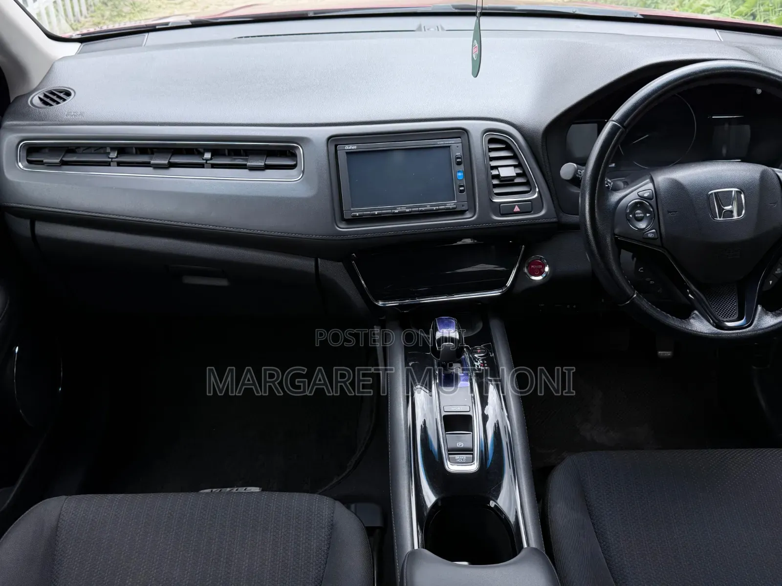 Honda Vezel 2017 Pink