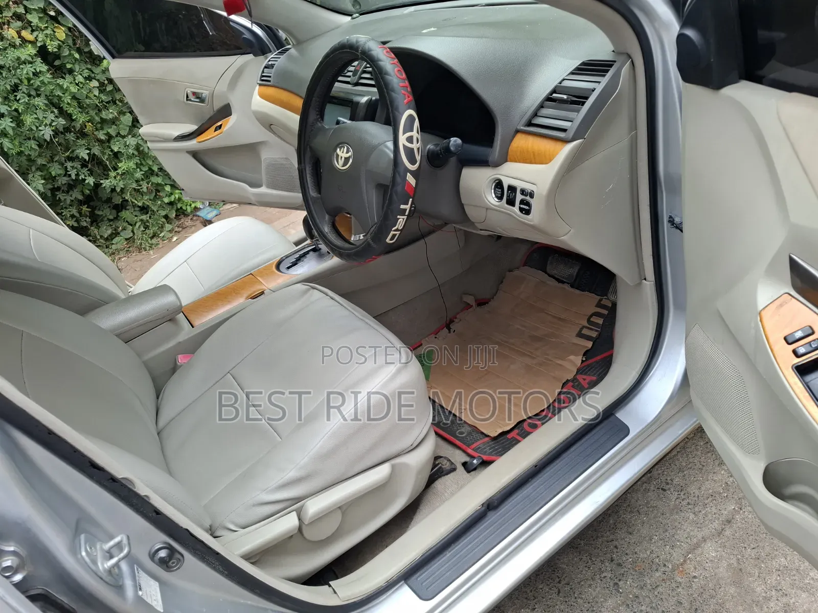 Toyota Premio 2010 Silver