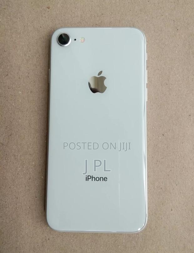 Apple iPhone 8 256 GB Silver - thumbnail 3