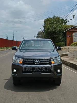 Toyota Hilux 2021 Gray
