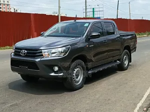 Toyota Hilux 2021 Gray
