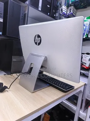 Desktop Computer HP Pavilion 24 8GB Intel Core i5 HDD 750GB