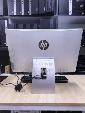 Desktop Computer HP Pavilion 24 8GB Intel Core i5 HDD 750GB