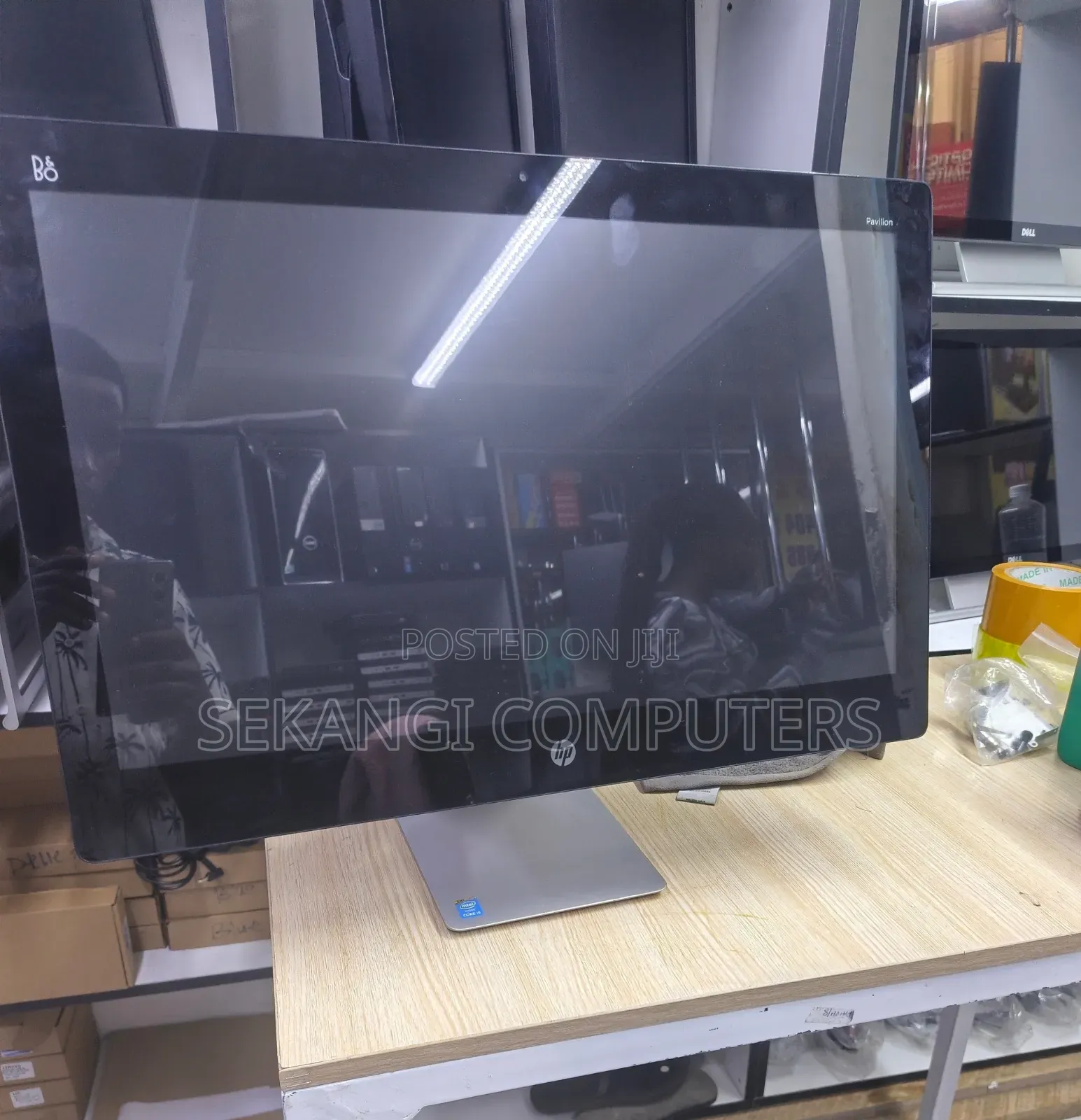 Desktop Computer HP Pavilion 24 8GB Intel Core i5 HDD 750GB