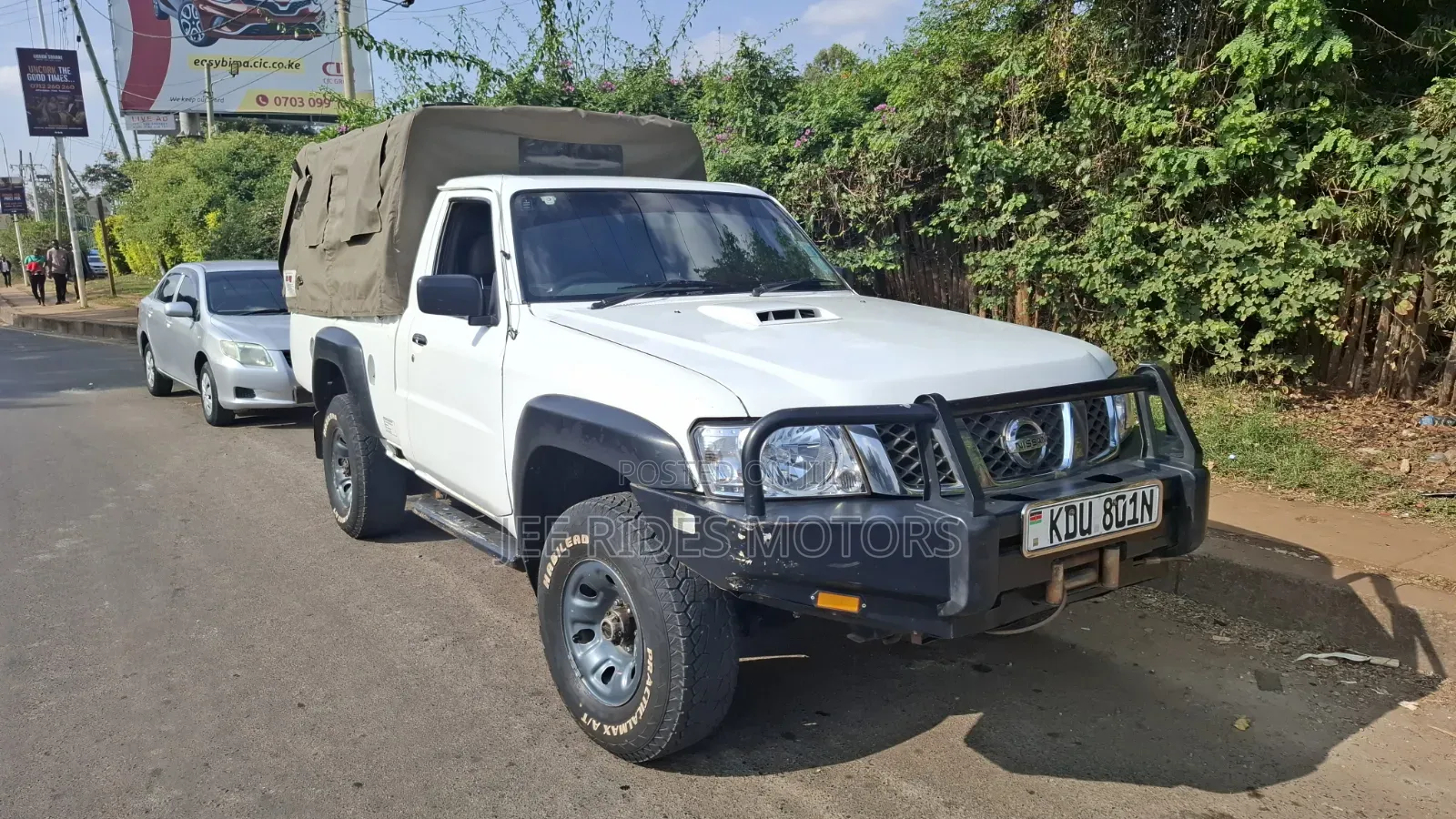 Nissan Hardbody 2016 White